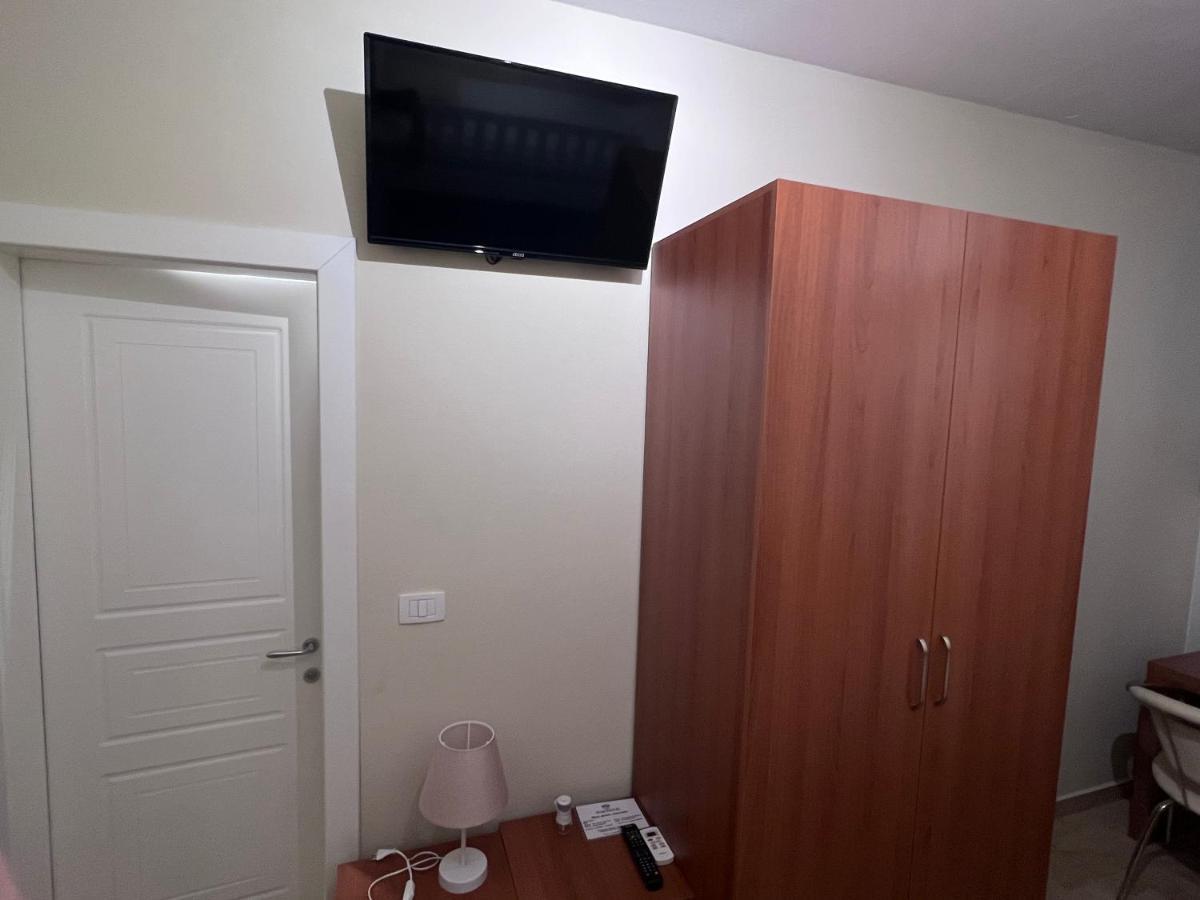 Bobi Hotel Shkoder Exterior photo