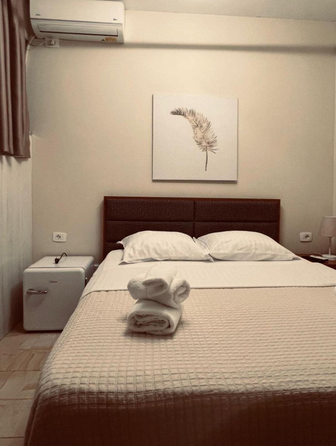 Bobi Hotel Shkoder Exterior photo